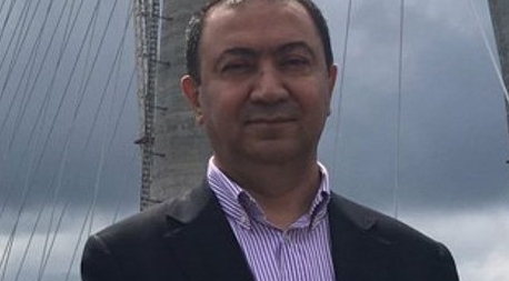 Suat Hayri Aka Kimdir