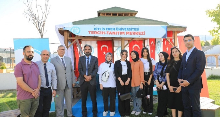 Bitlis Son Dakika Bitlis Eren Üniversitesi'nde Tanıtım ve Tercih Günleri Başladı