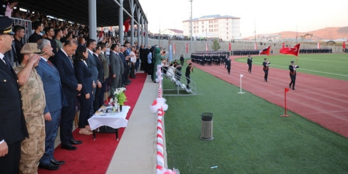 Bitlis Son Dakika Bitlis POMEM 30. Dönem Mezuniyet Töreni: 580 Polis Adayı Göreve Hazır