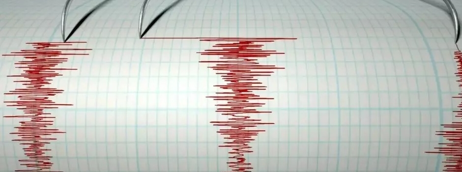 Tatvan'da 4.5 Büyüklüğünde Deprem Paniği